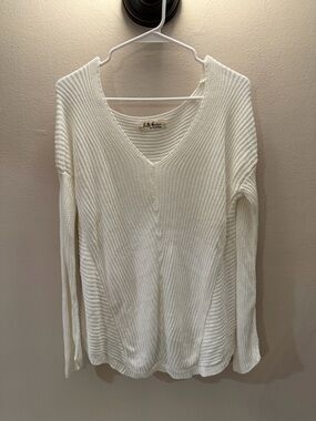 Selfie Couture White V-Neck Ribbed Knit High-Low Sweater XS/S SW30385